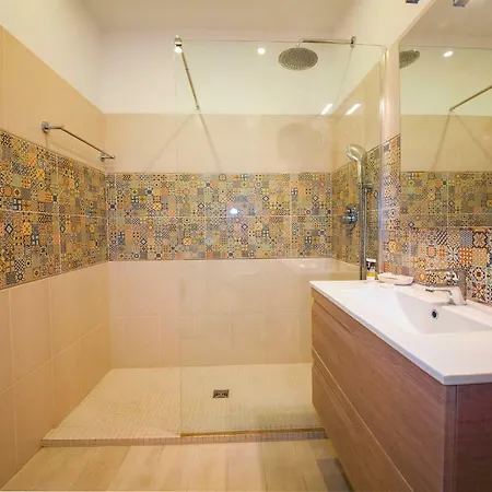 Magnolia Sea View * Lagos