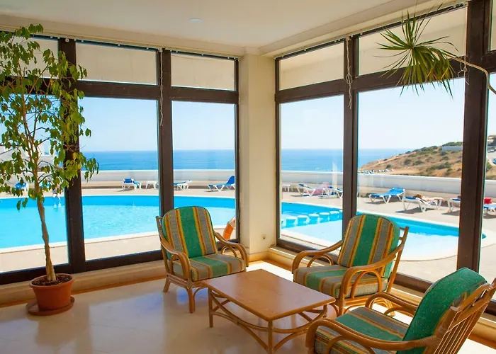 Magnolia Sea View 아파트