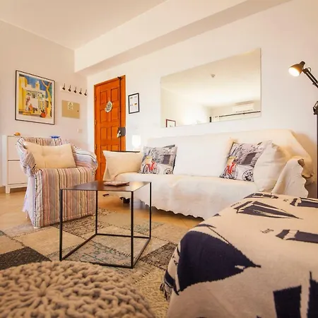 Magnolia Sea View * Lagos