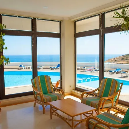 A08 - Magnolia Sea View Apartment