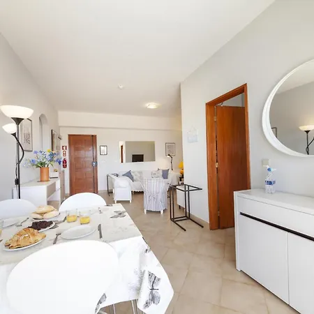 Magnolia Sea View * Lagos